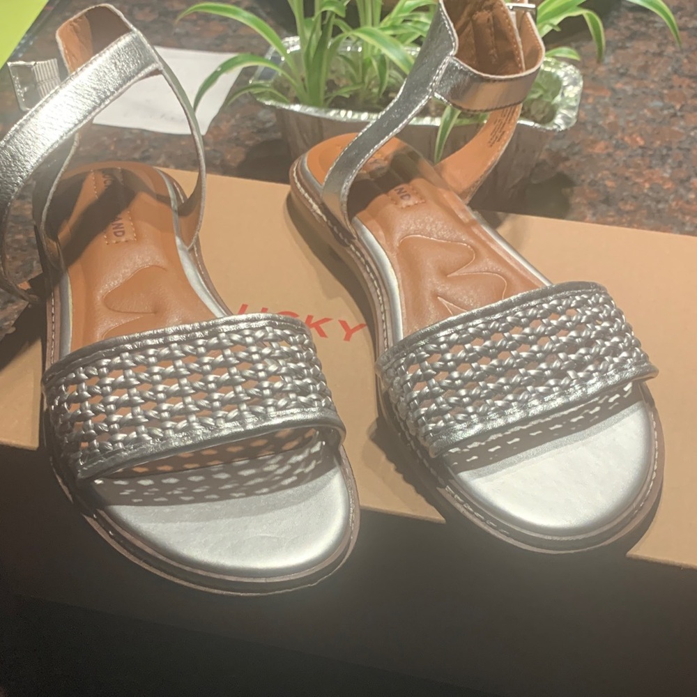Lucky Brand Silver Woven Sandals